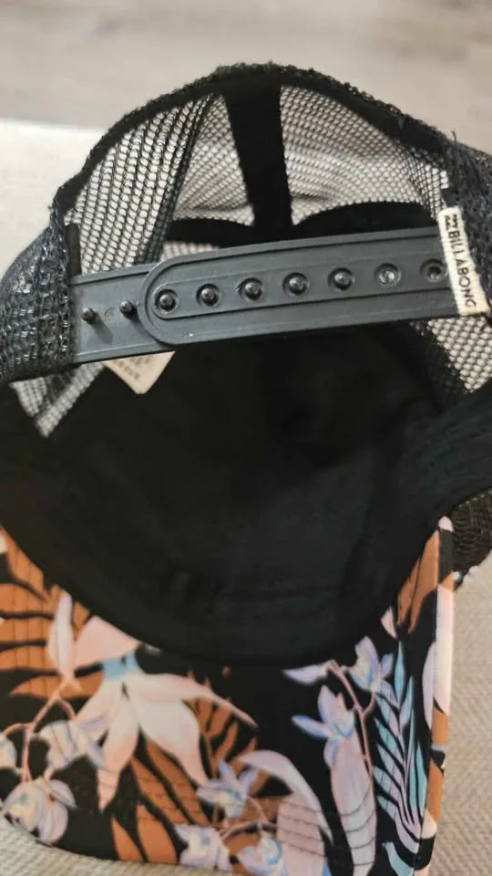 Billabong baseball hat image indicator(6)