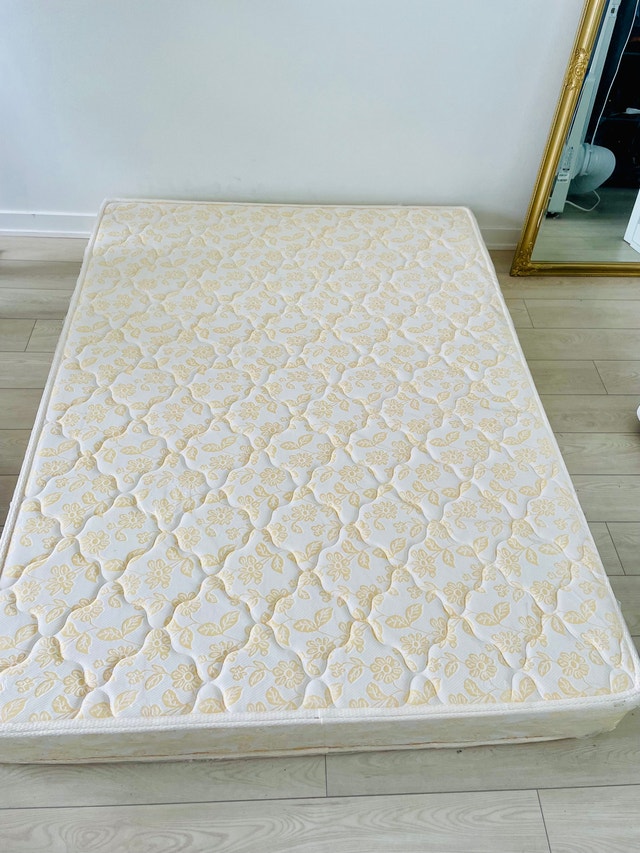 Queen Firm Mattress