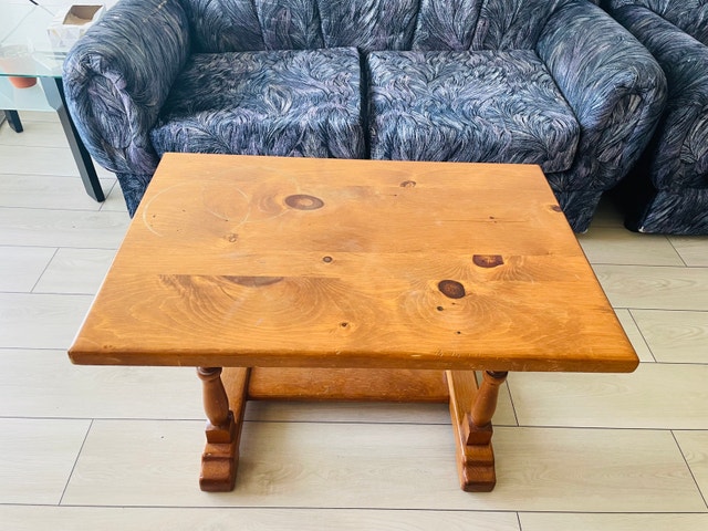 Dresser and Coffee Table Set - photo 3