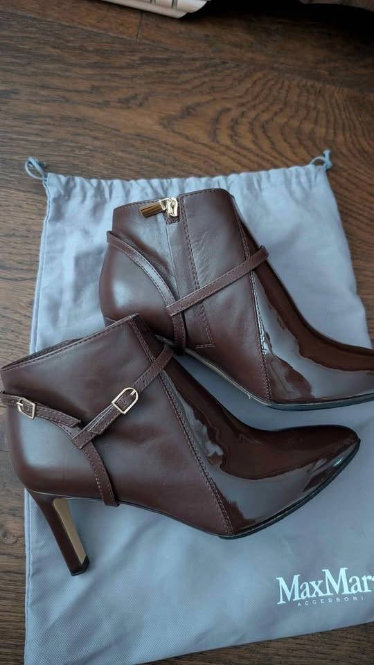 MaxMara Brown Leather High Heel Ankle Boots- size 7.5/38 - photo 2