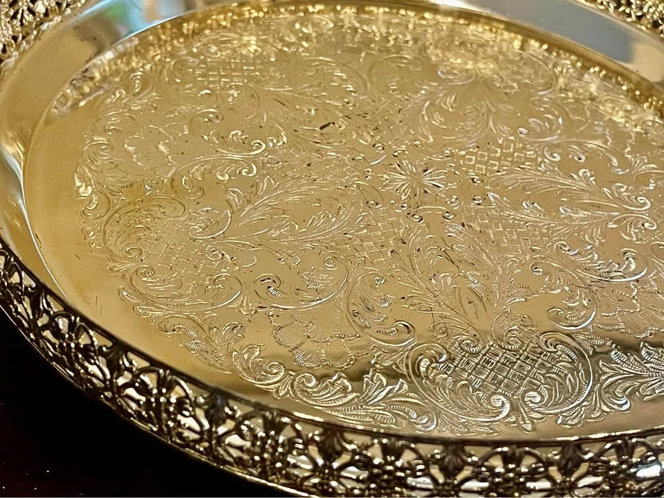 Vintage Silver-Plated Round Gallery Tray - photo 4