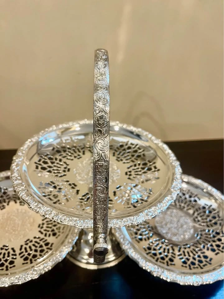 Vintage Silver Plated 3-Tier Serving Stand Made in England - photo 2