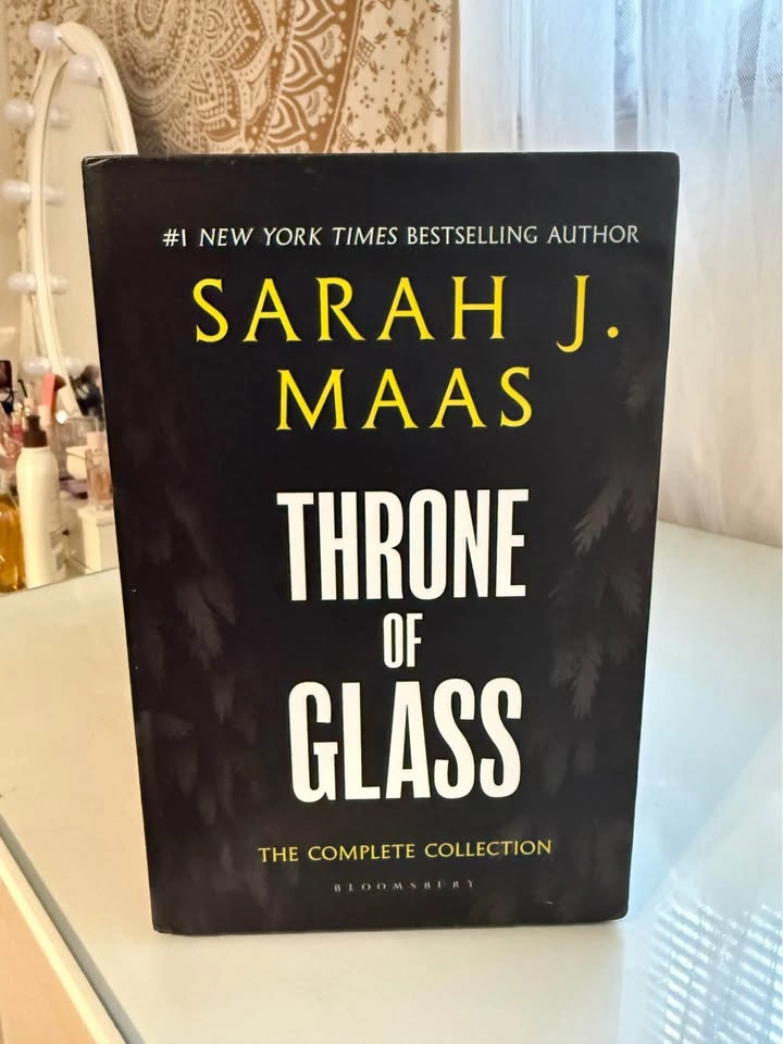Throne of Glass series book set - photo 5