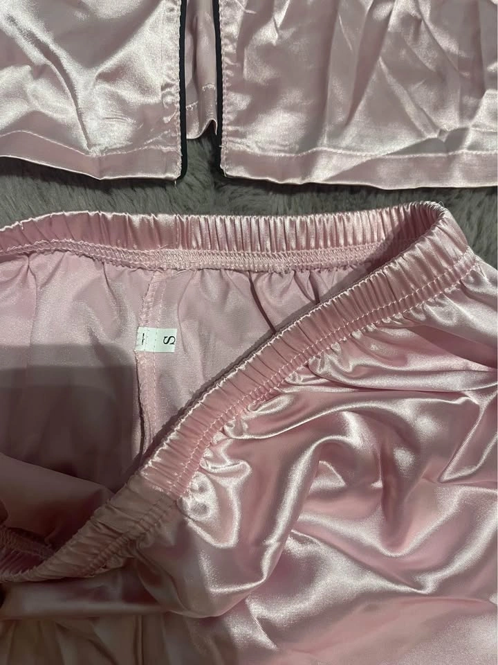 Silky pyjama set - brand new - photo 5