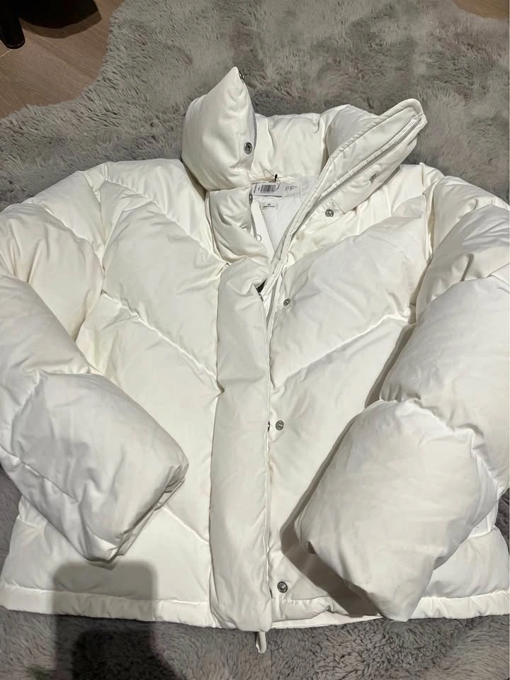 Aritzia Cloud Puff puffer jacket size XS