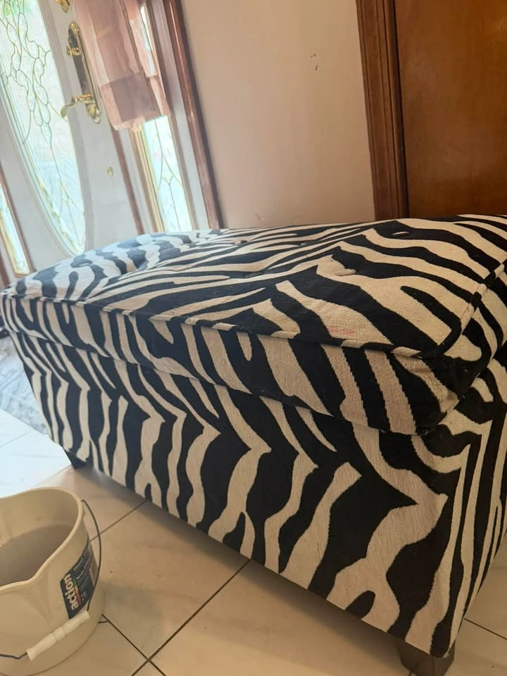 Black and white storage bench - photo 2