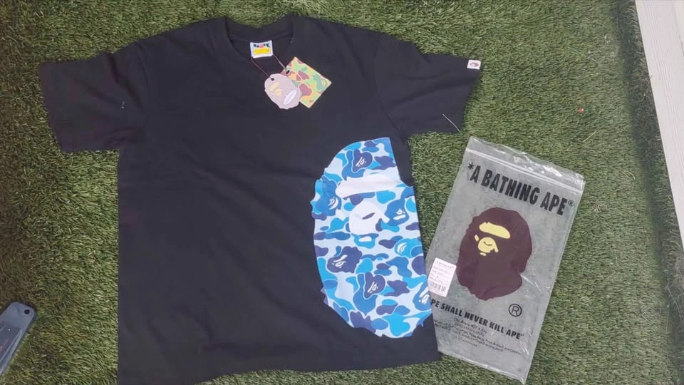 A Bathing Ape (BAPE) T-Shirt - photo 2