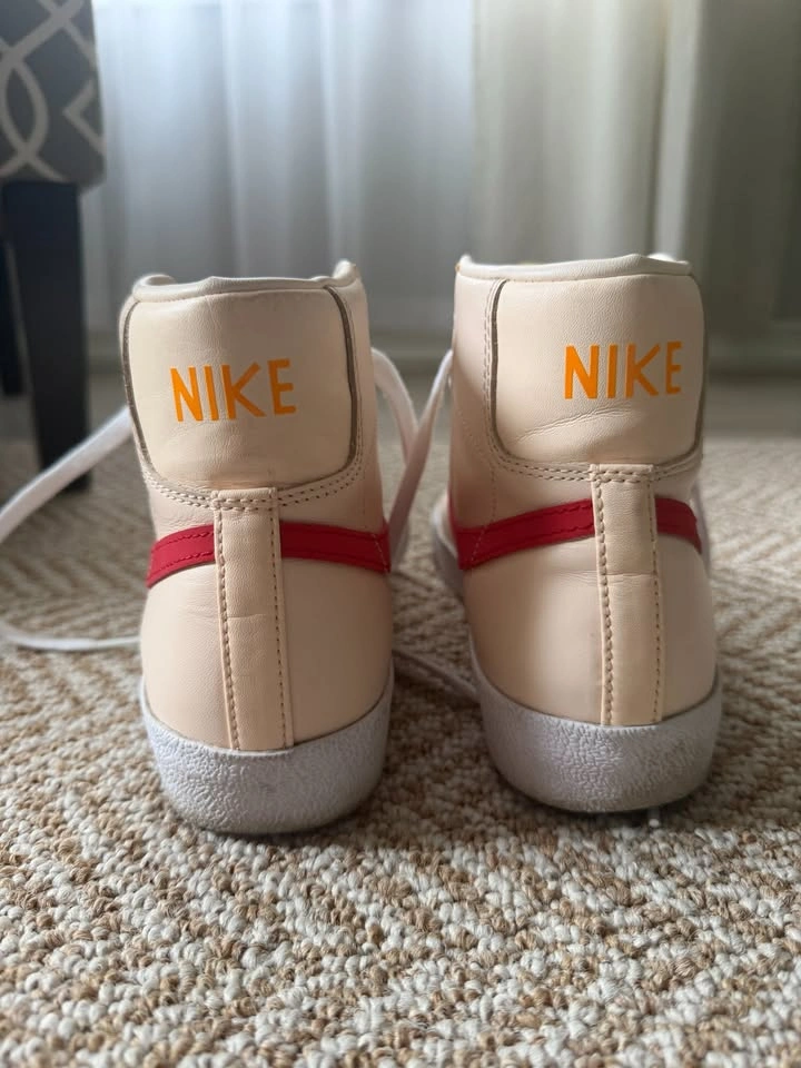 Nike Blazer Mid 77 Vintage Guava Ice Red Blue Womens Size 8 - photo 4