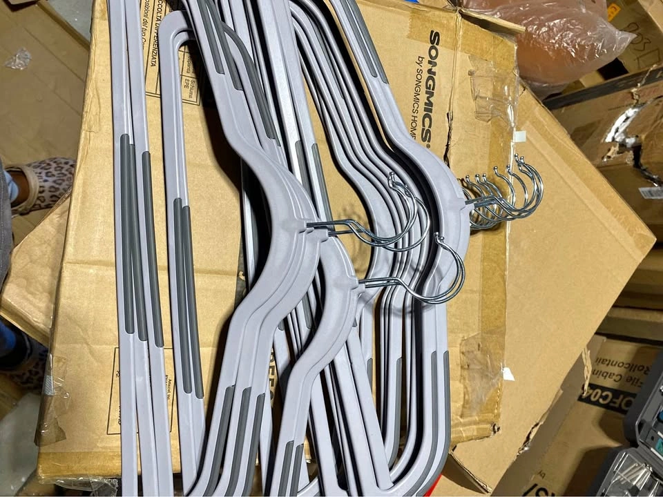 50 Plastic Adult Size Hangers