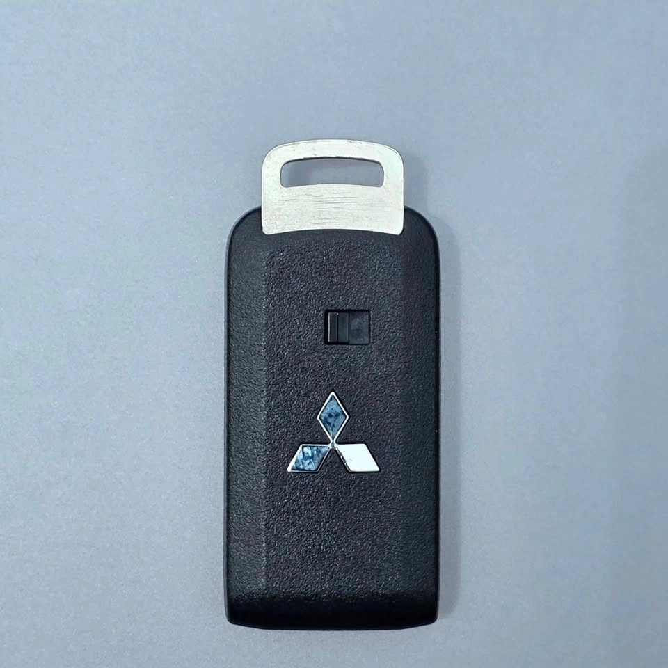 Mitsubishi Remote KEYS for push-start - photo 3