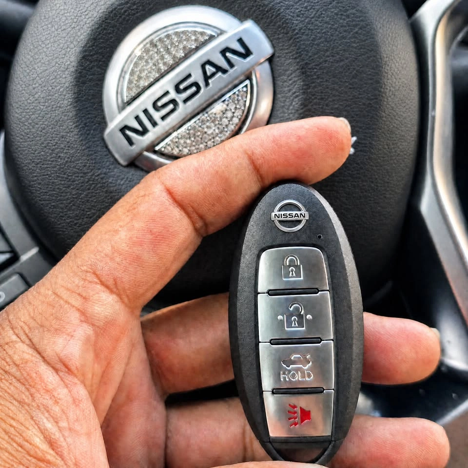 Smart Key Fobs for Modern Vehicles - photo 2