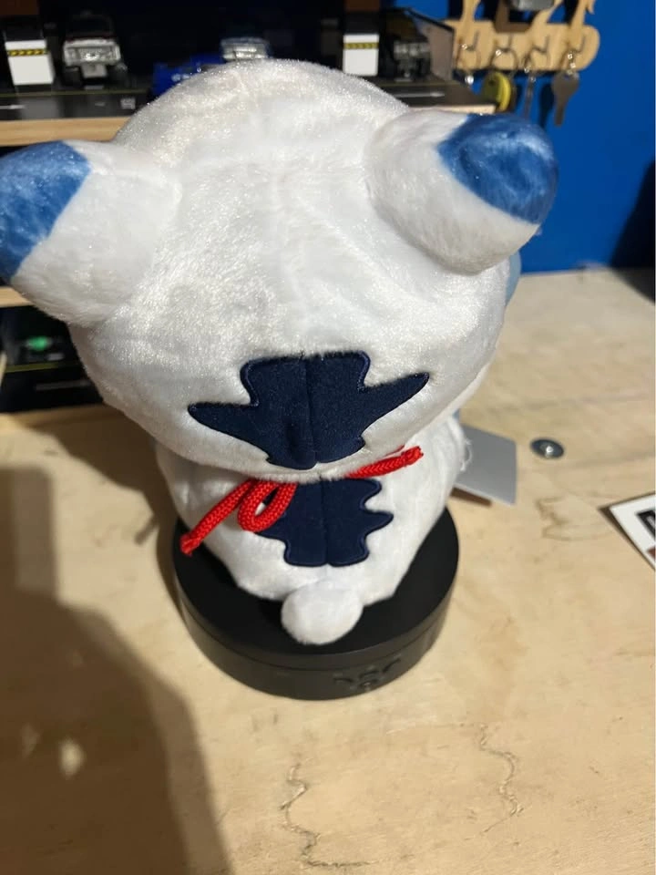 Disney Store Japan 2025 Stitch Lucky Cat Plush Toy - photo 4
