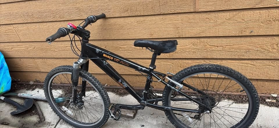 2 kids 2 adult used mountain bikes - photo 4