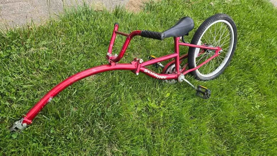 Schwinn Tag Along Bike image indicator(2)