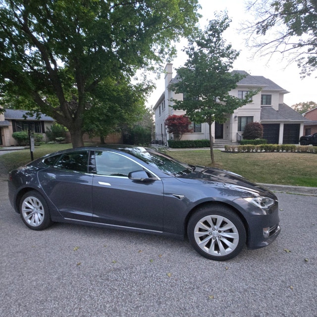 2017 Tesla Model S 75D — 67K km, Single Owner, No Accidents