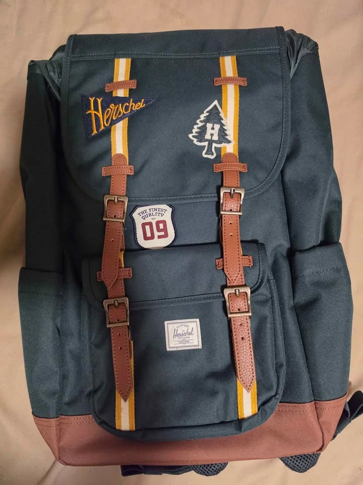 Herschel Backpack - photo 4