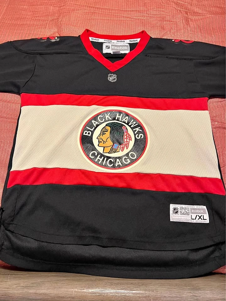 Chicago Blackhawks NHL Youth L/XL 2009 Winter Classic Jersey