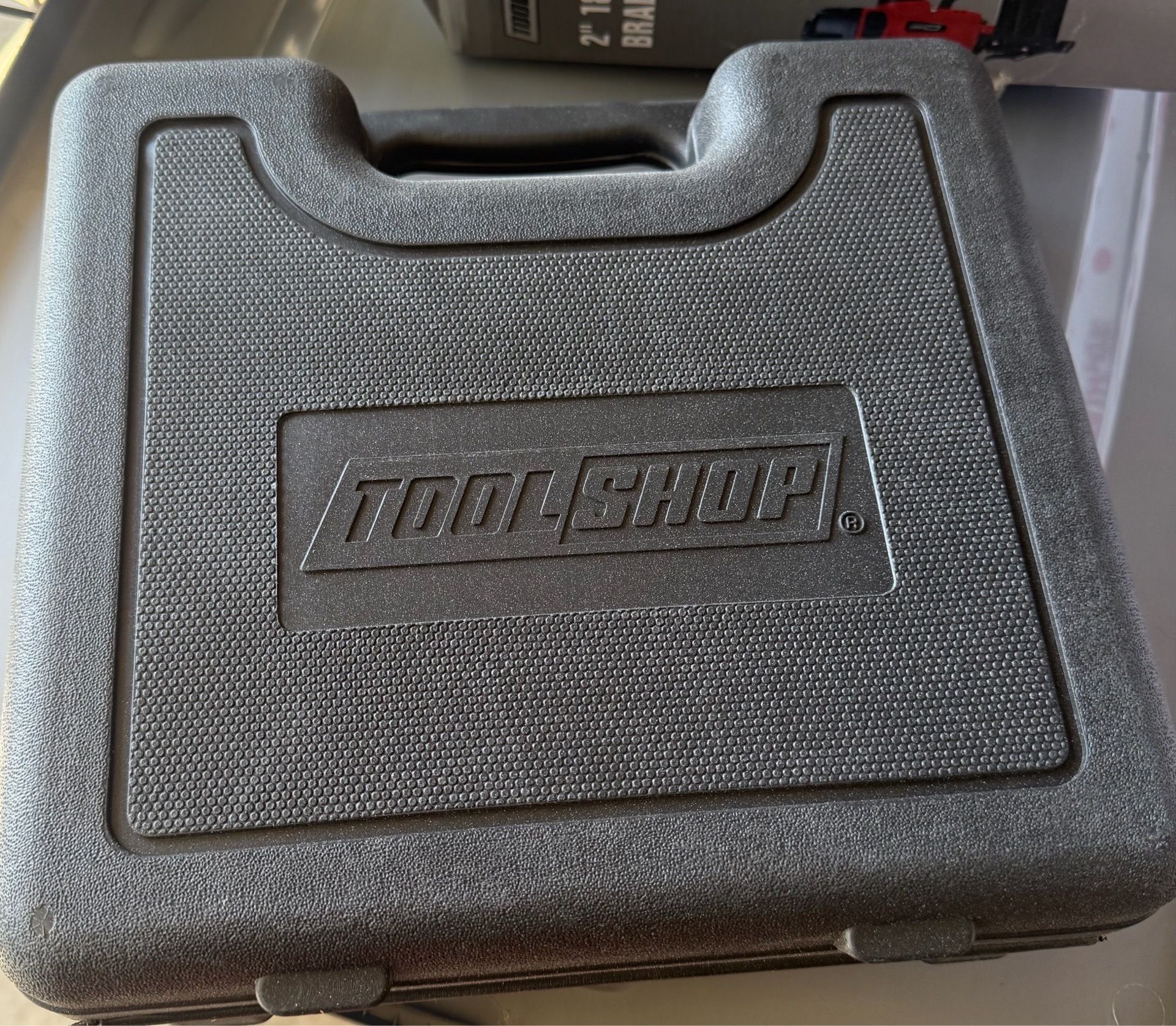 Tool Shop Pneumatic 18-Gauge Brad Nailer - photo 3