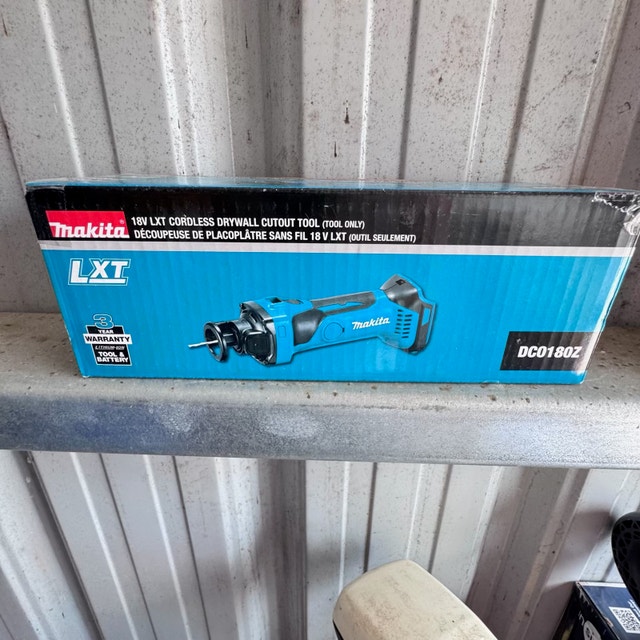 Makita Power Tool Lot - photo 2