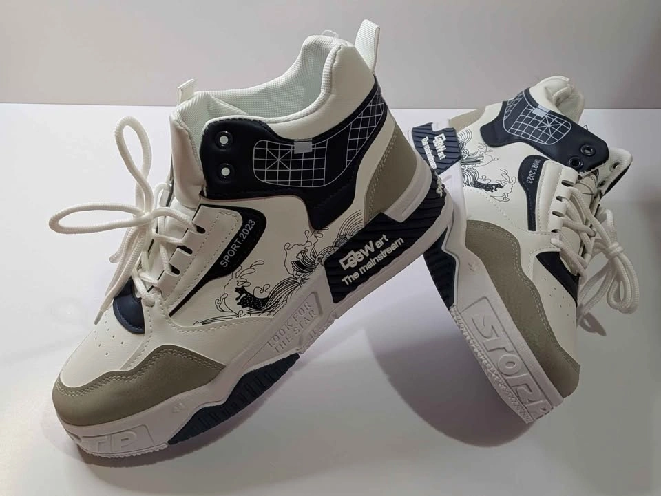 Men's High-Top Sneakers - Brand New in Box!  🎉 - photo 4