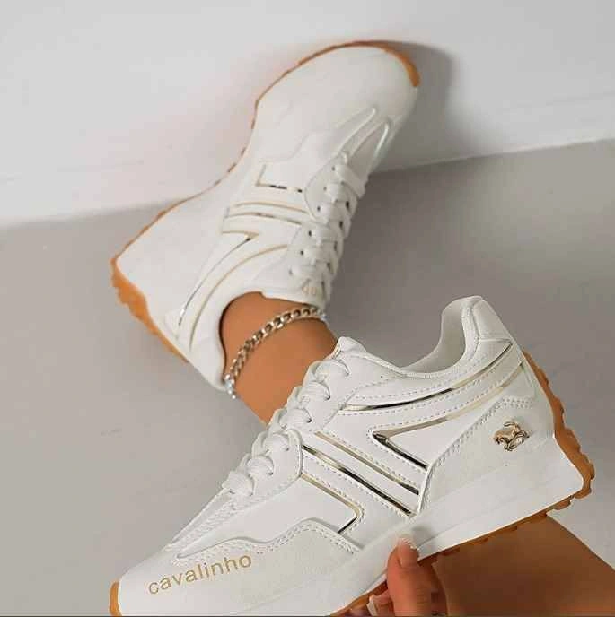Premium Women's Sneakers - Brand New in Box! 🎉 - photo 3