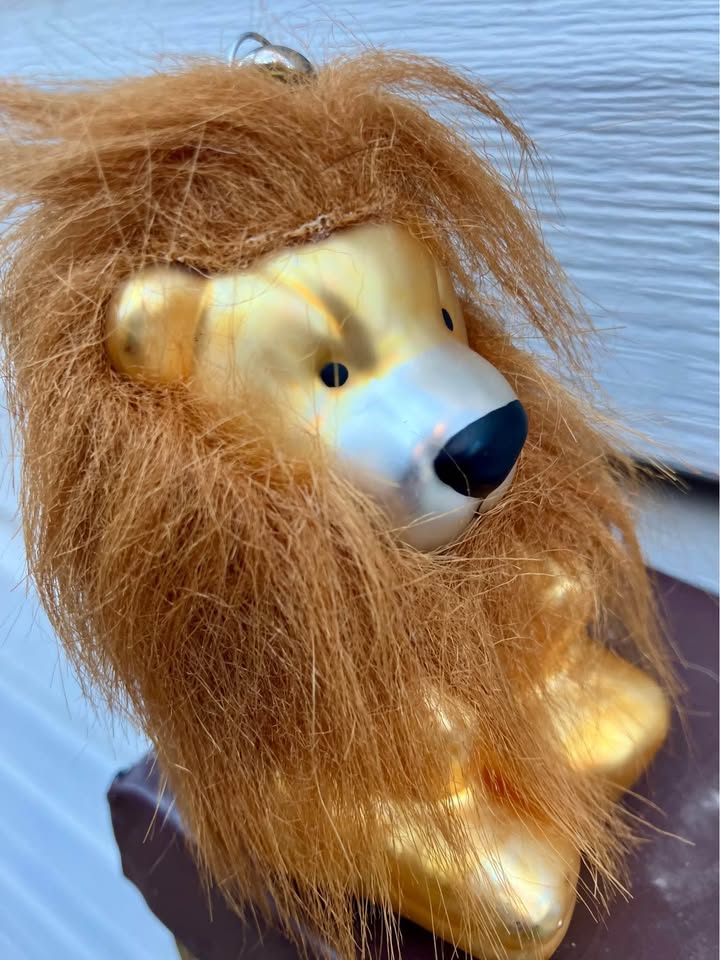 Vintage Lion Christmas Ornament - 4” x 2” - photo 3