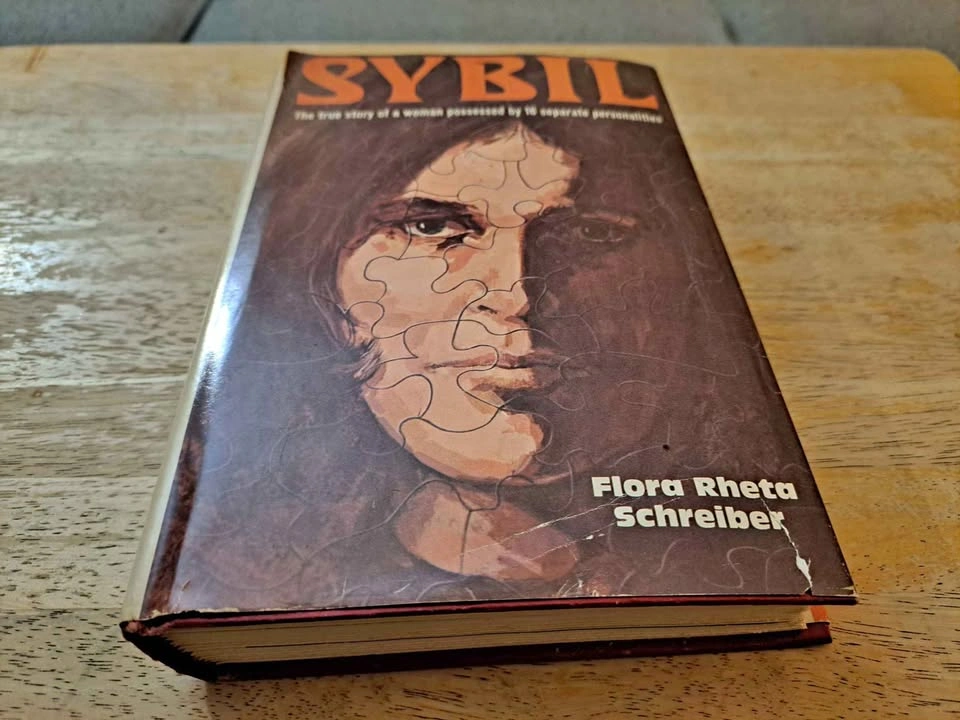 Sybil - Flora Rheta Schreiber Vintage 1973 Hardcover