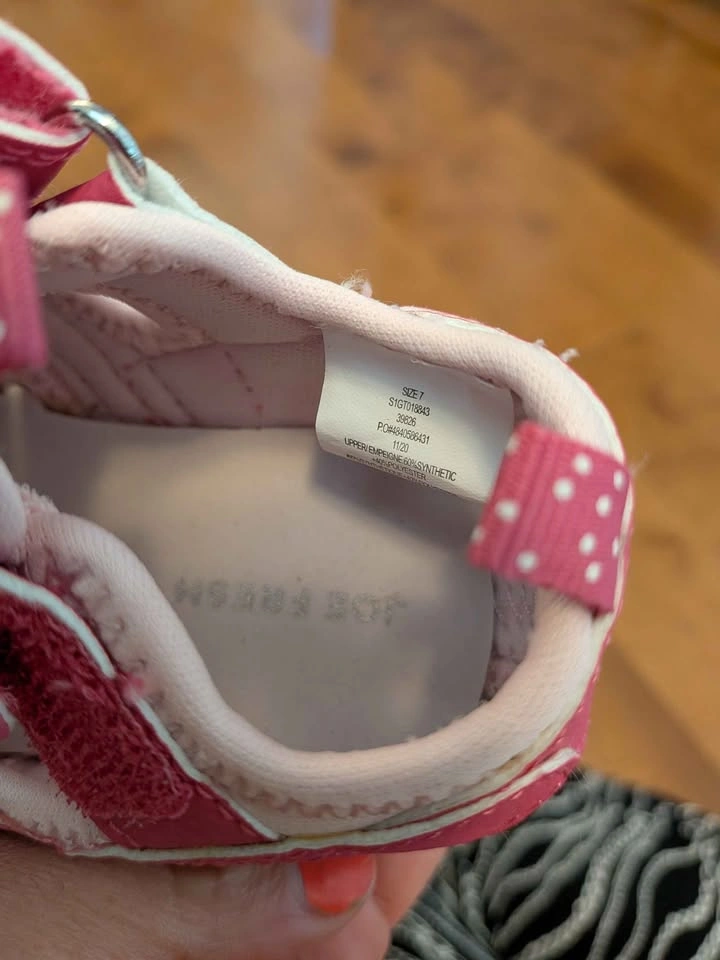 Joe Fresh toddler sandals - photo 3
