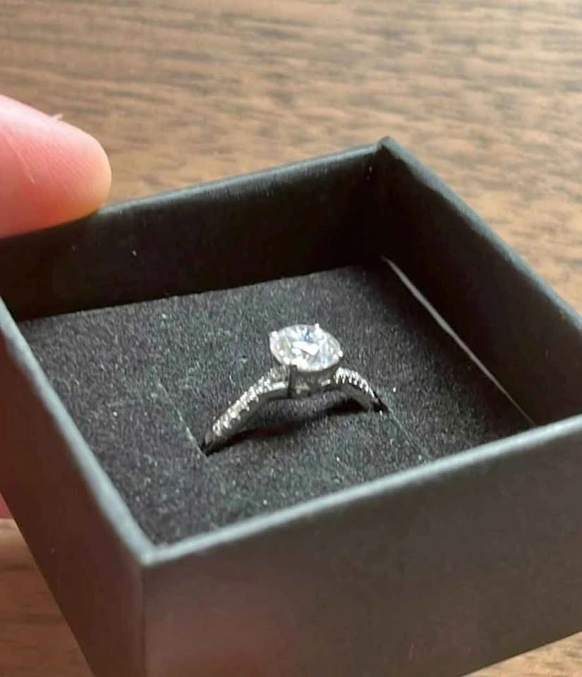 Moissanite Ring Size 7 - photo 2
