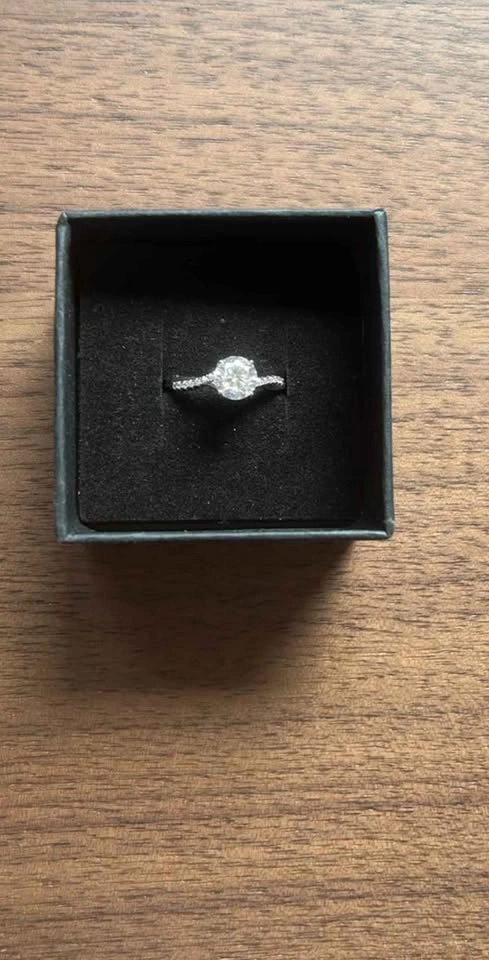 Moissanite Ring Size 7 - photo 3