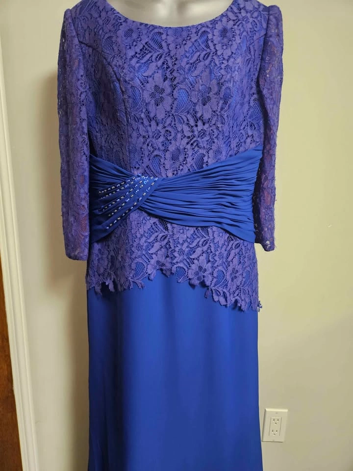 Stunning Evening Dress - photo 3