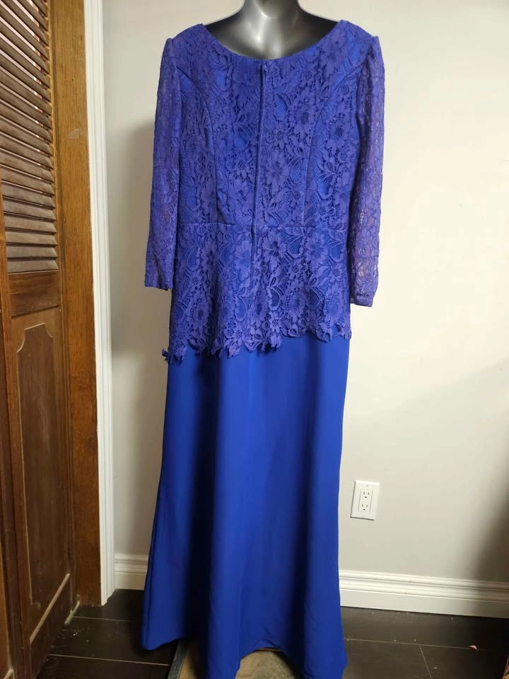 Stunning Evening Dress - photo 4