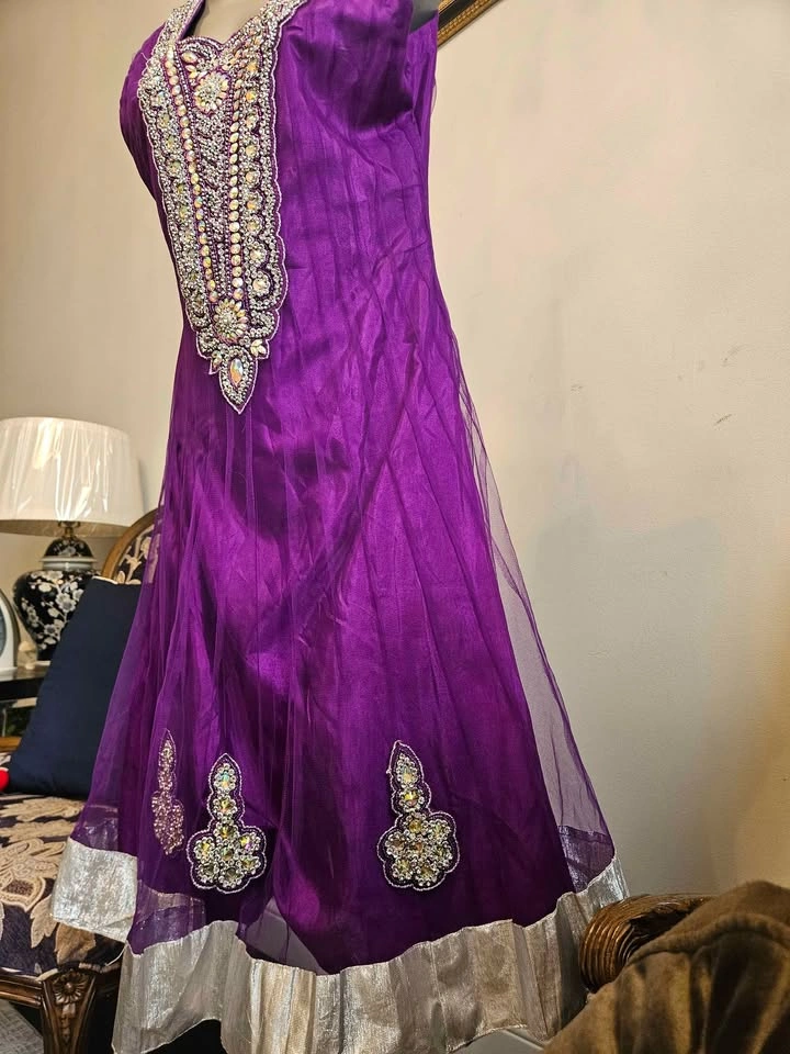 Orchid Shade beautiful gem designed dress - photo 4