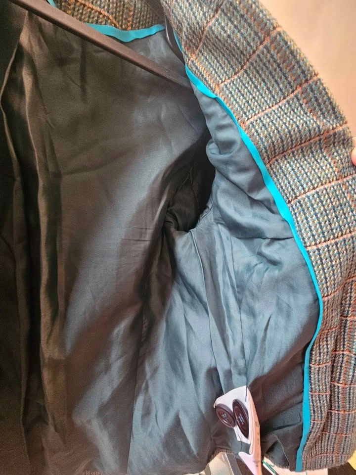 Blazers / coats each $5 - photo 5
