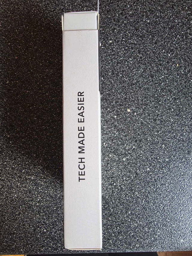 Brand new ESR Classic Geo Card Holder (Apple Find My) - photo 3