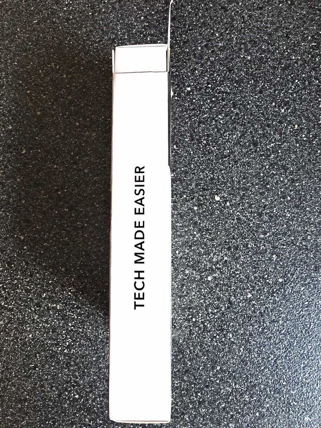 Brand new ESR Classic Geo Card Holder (Apple Find My) - photo 4