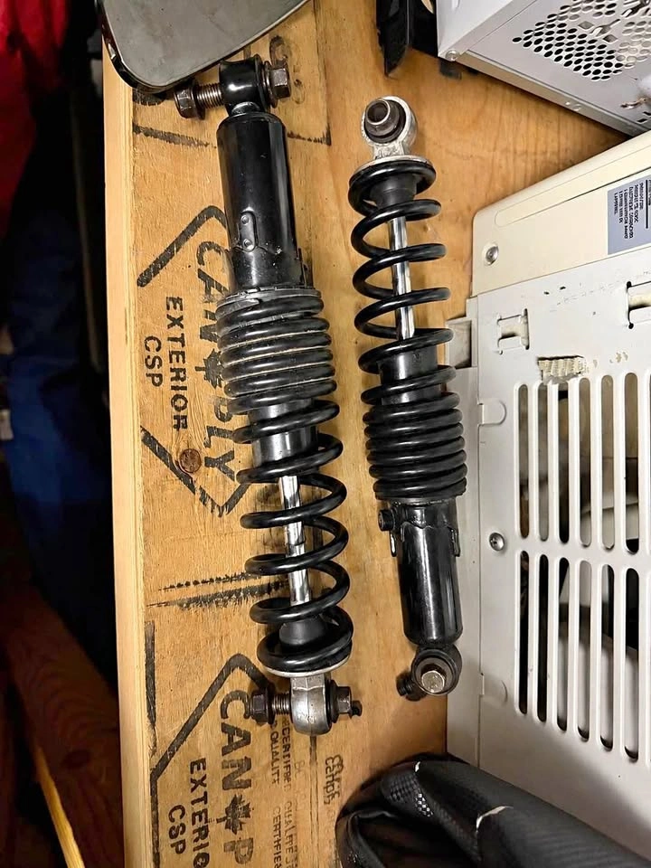 Rear Motorcycle/Scooter Shock Absorbers – Pair Good Condition