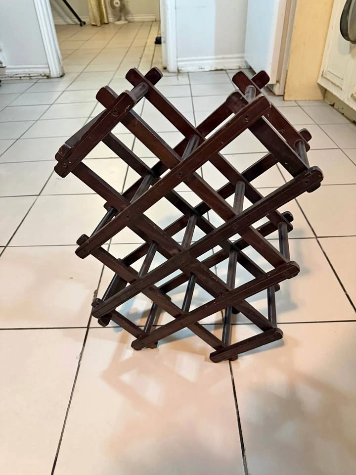 Wooden Folding Wine Rack – Holds 10 Bottles