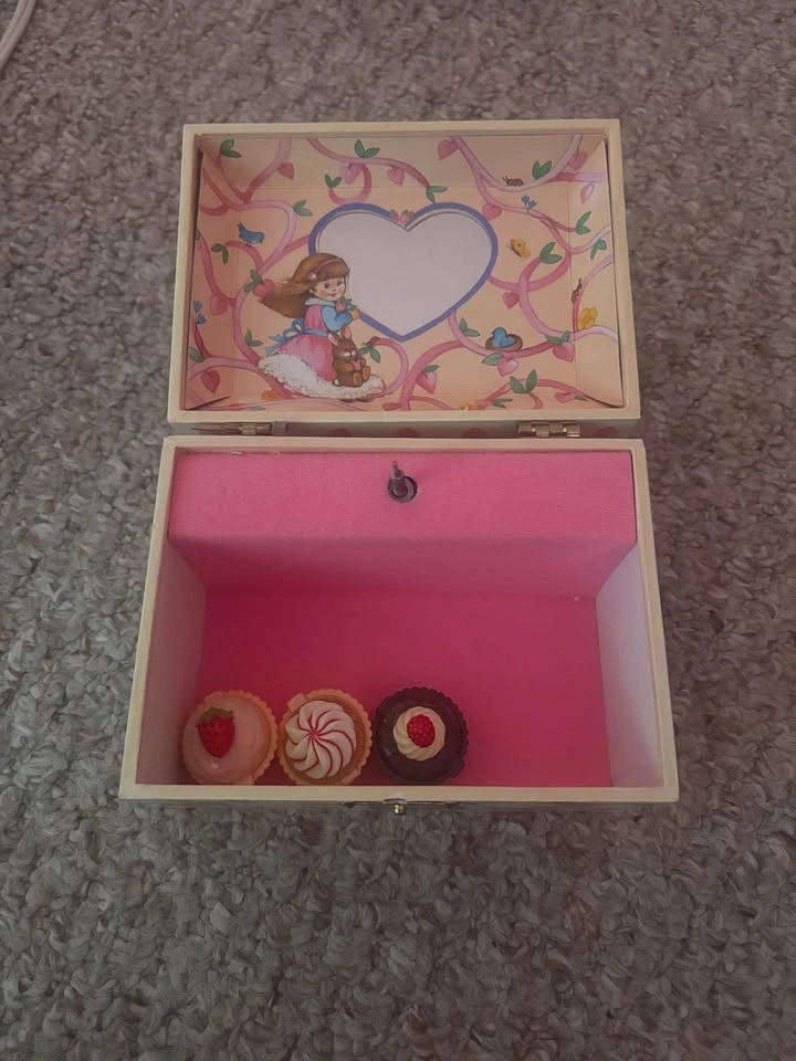 Wooden Ballerina Box - photo 2