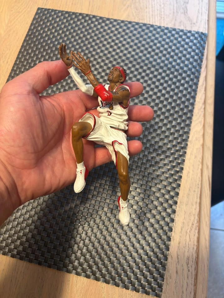 Allen Iverson Philadelphia 76ers McFarlane NBA Figure - photo 3