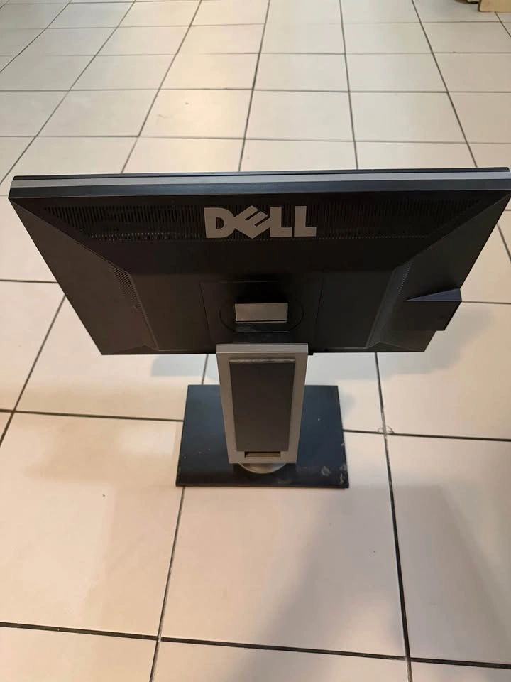 Dell 22” LCD Monitor – Tested & Working - photo 2