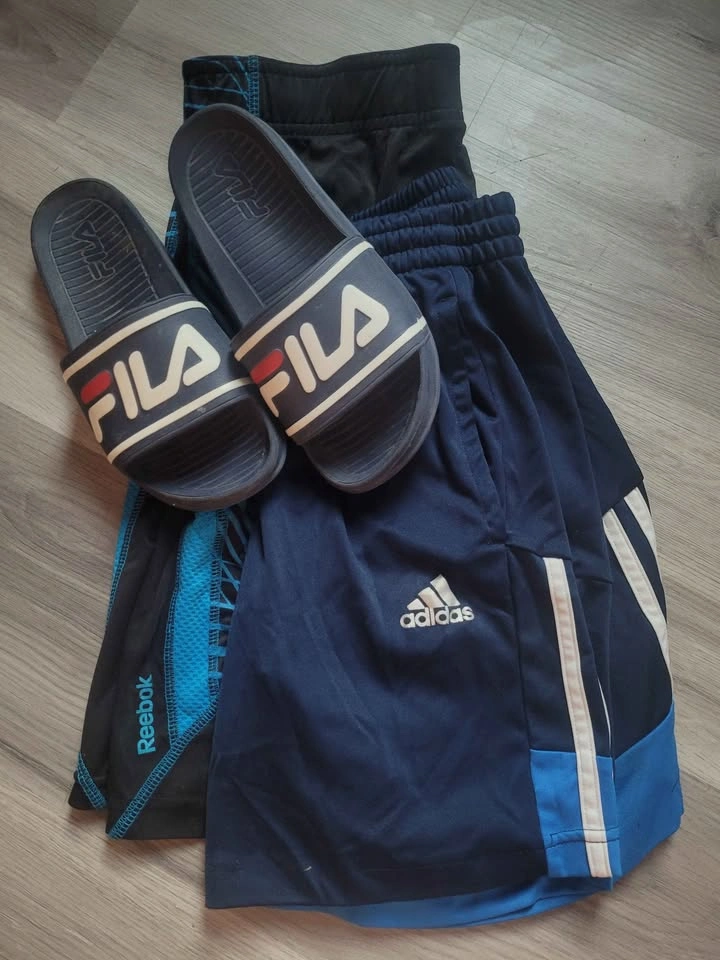 Adidas & Reebok Shorts, Fila Slides, Lunch Bag, and Hockey Card - photo 2