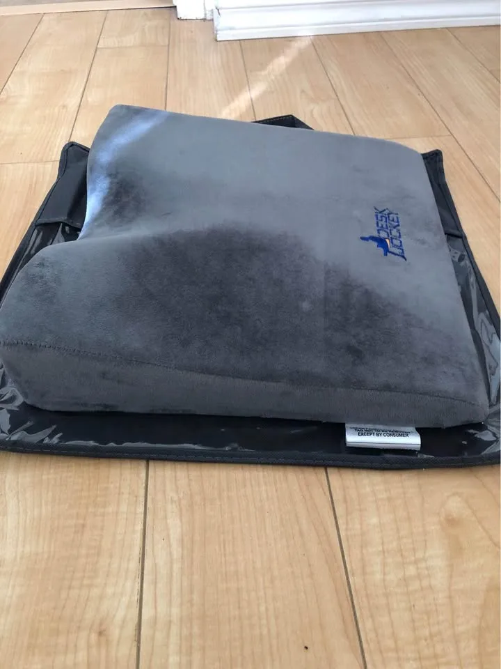 Desk Jockey memory foam seat wedge image indicator(3)