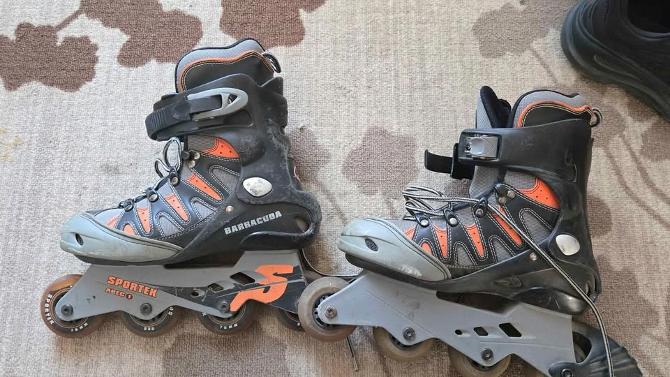 2 pairs Inline Skates, Size 7 and size 36 - photo 2