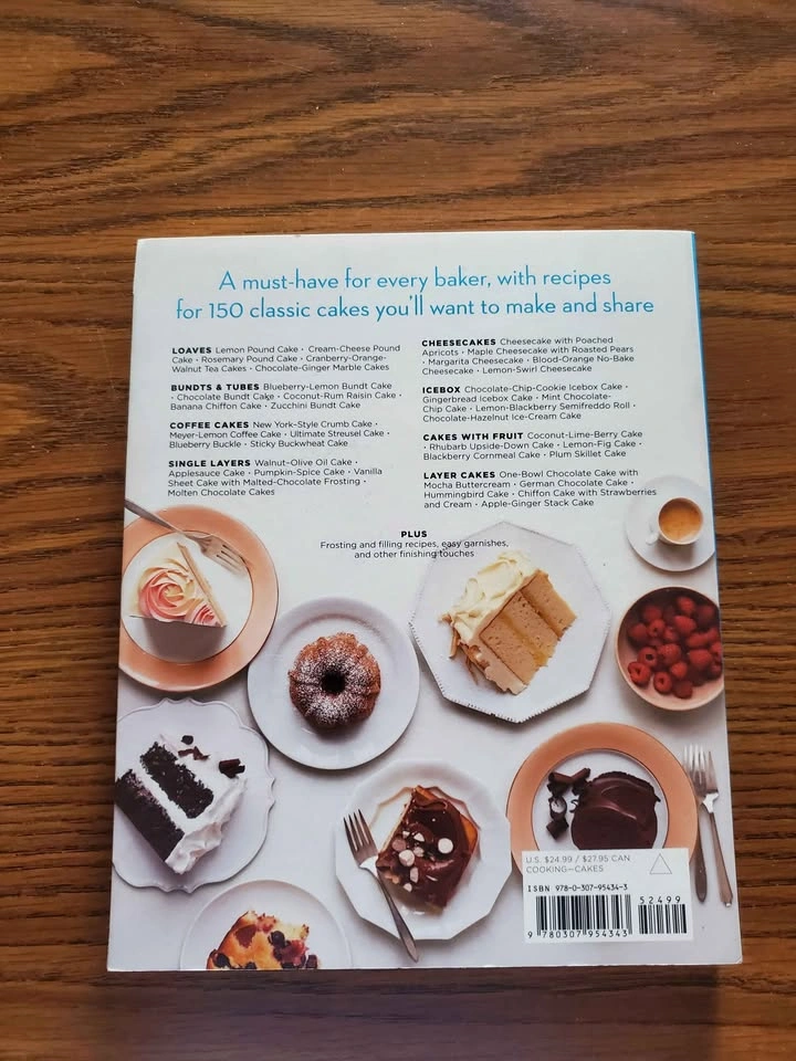Martha Stewart's Cakes Cookbook - photo 2