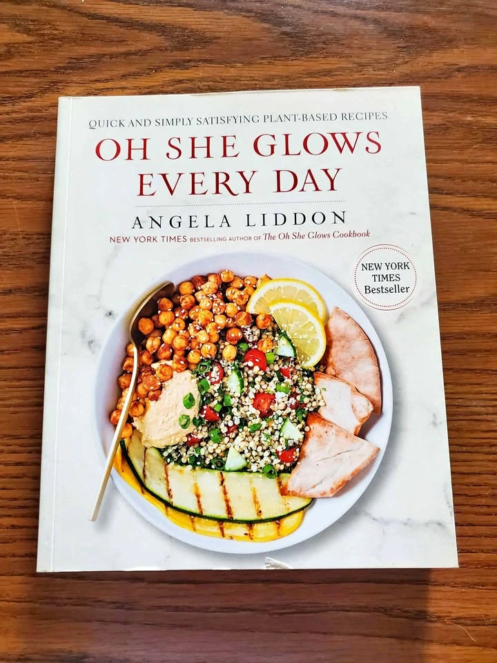 Oh She Glows Every Day by Angela Liddon
