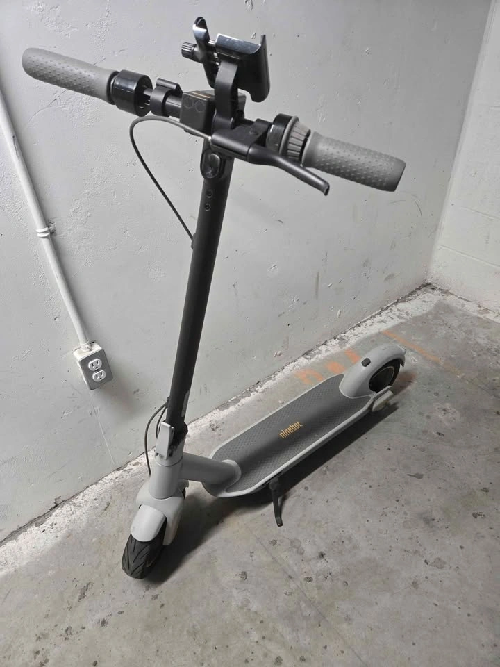 Segway Ninebot MAX G30LP + Accessories - photo 3