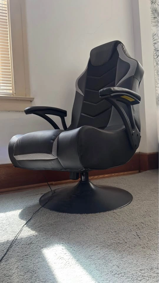 X Rocker Gaming Chair with in-built Speaker - photo 3
