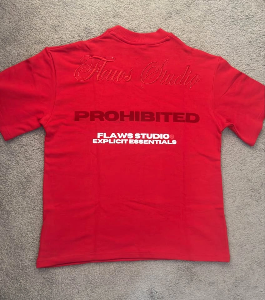 Oversized Red T-shirt (Flaws Studio) - New