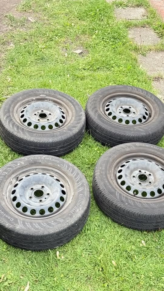 All season Tires - Continental ProContact, with RIMS - 195/65 R1 - photo 2